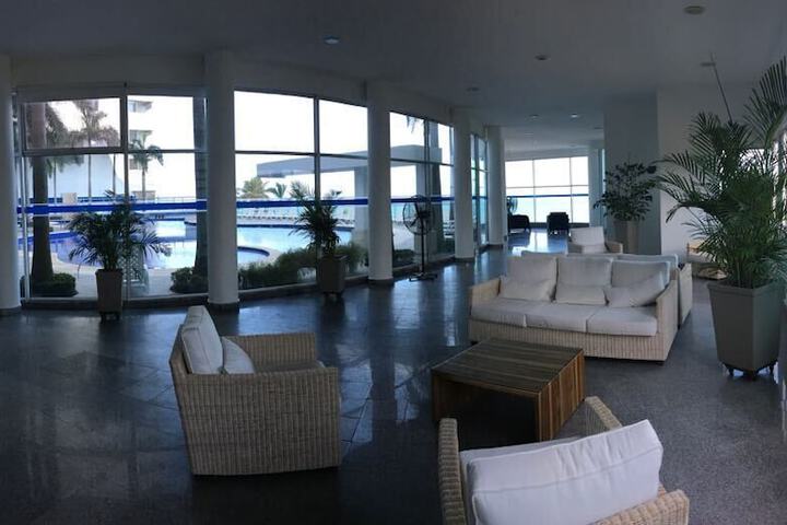 Hotel Interior 6 of 134