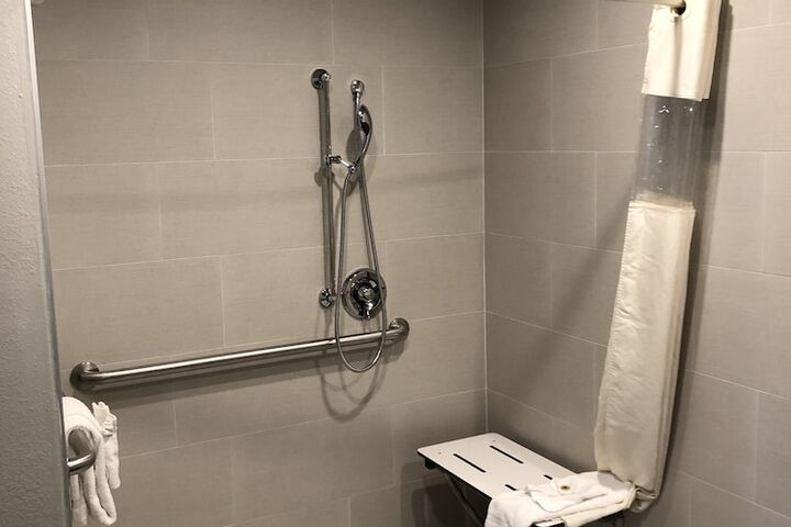Bathroom shower