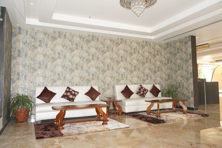 Hotel Interior 4 of 27
