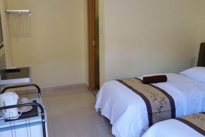 Room 26 of 45