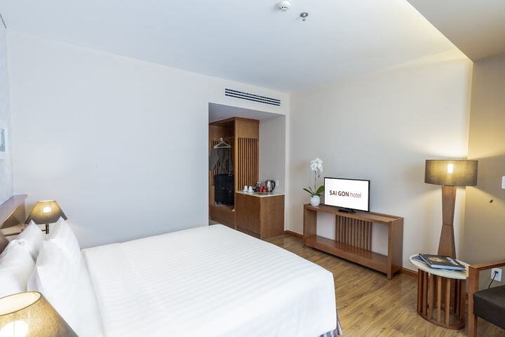 Room 13 of 50