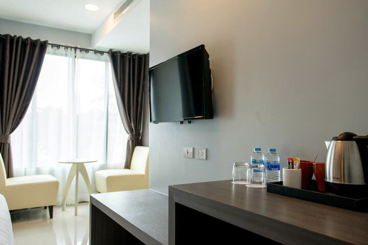 Room 53 of 90