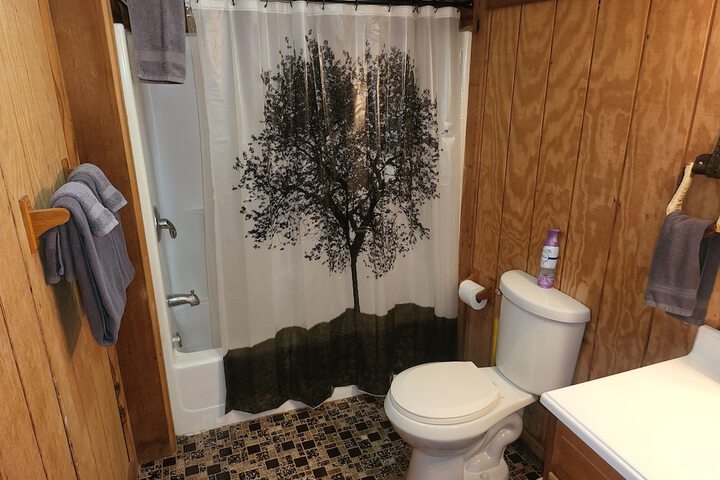 Room 25 of 40