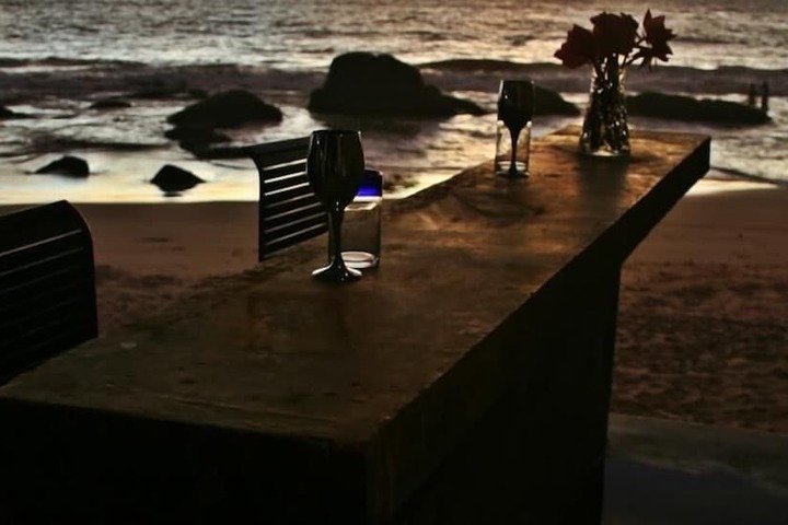 Dining 18 of 28