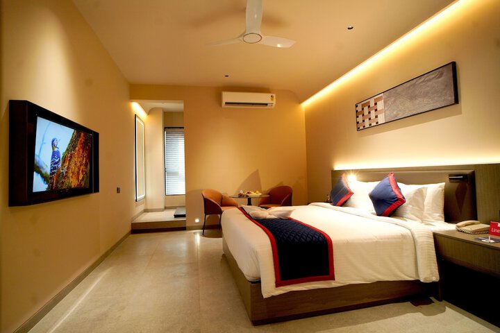 Room 25 of 69