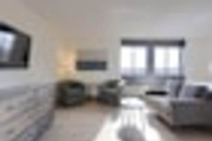 Room 20 of 99
