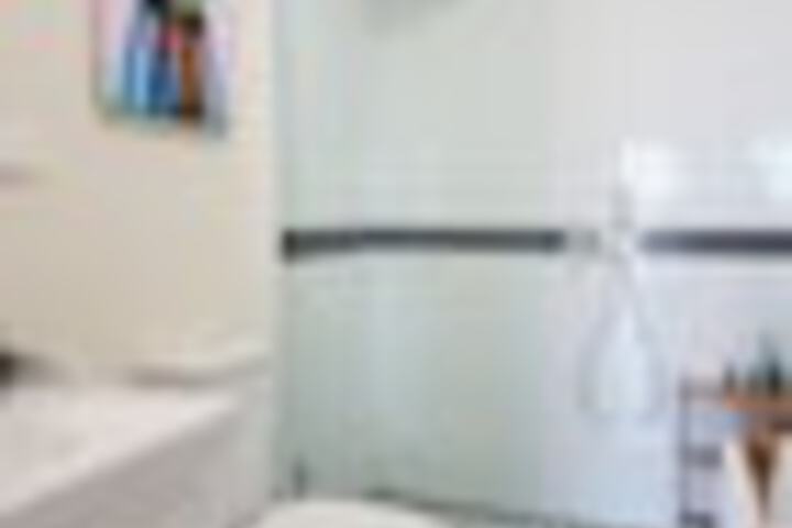 Room 68 of 114