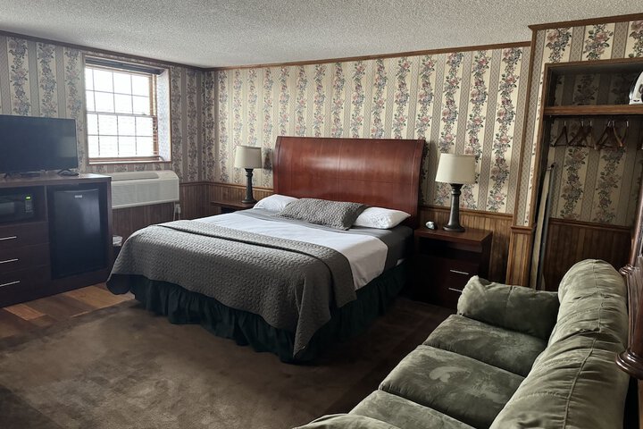 Standard | King Bed (16 of 27)