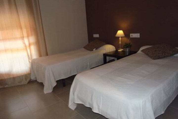Room 13 of 21