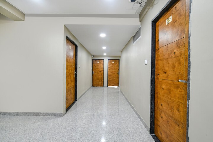 Hotel Interior 4 of 26