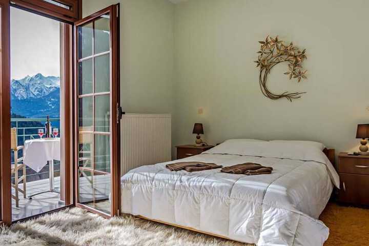 Room 12 of 70