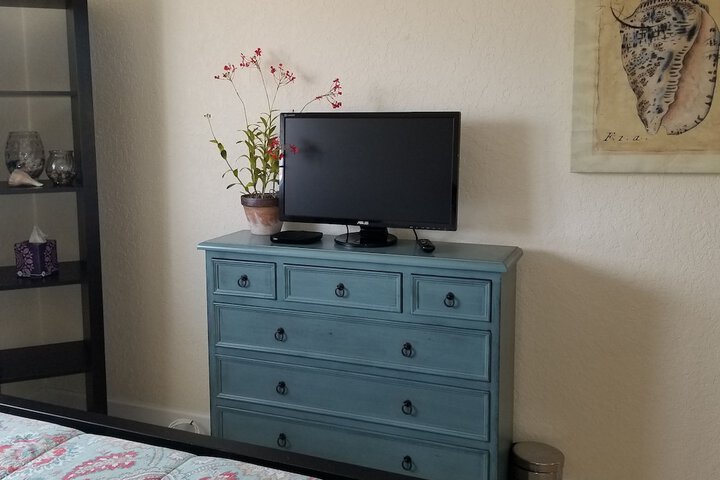 Room 12 of 24