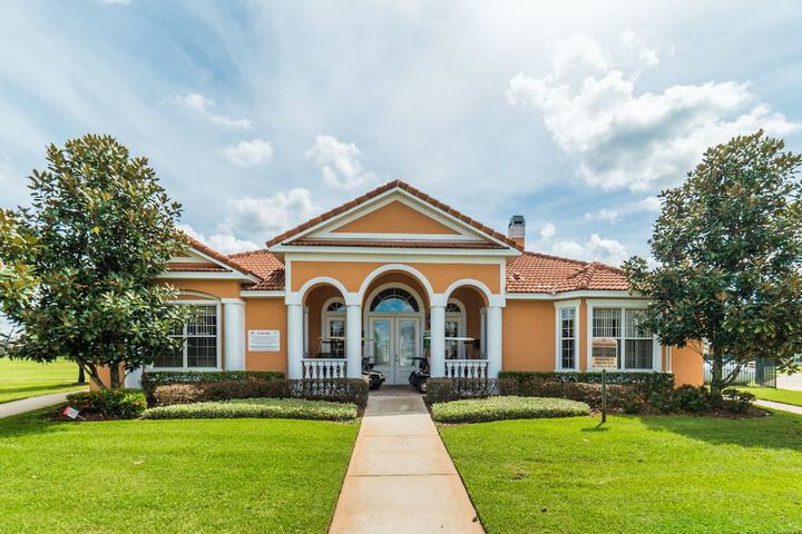 Hotel Exterior 19 of 19