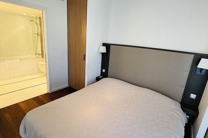 Room 22 of 69