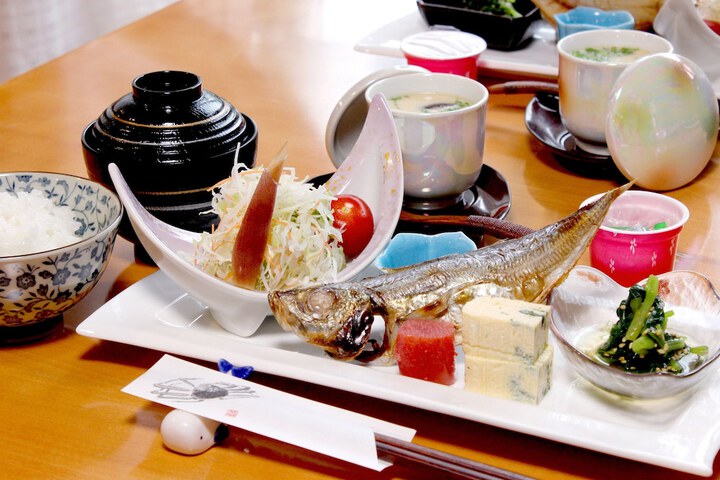 Breakfast/Coffee Service 18 of 32