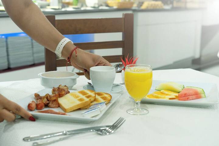 Breakfast/Coffee Service 88 of 111