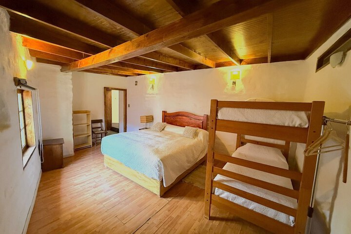 Room 3 of 150