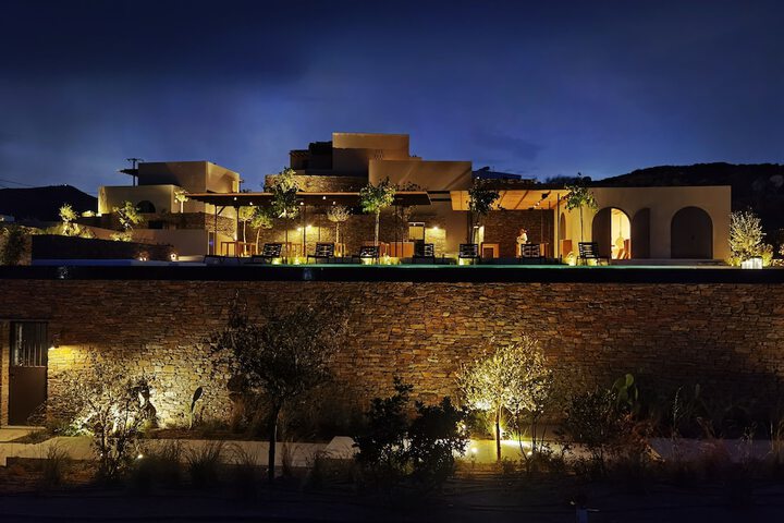 Hotel 96 of 101