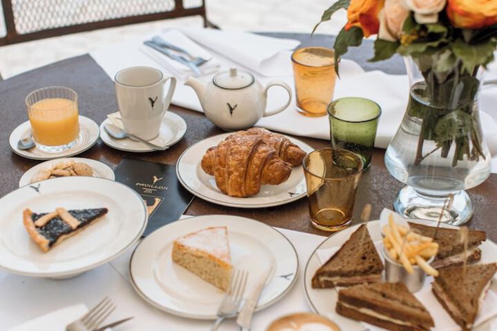 Breakfast/Coffee Service 211 of 222