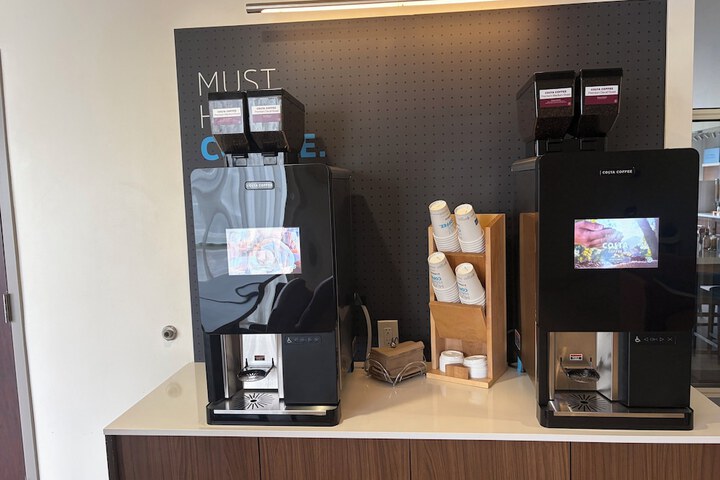 Breakfast/Coffee Service 38 of 53