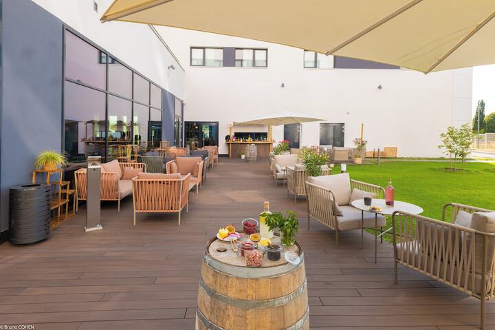 Terrace/Patio 61 of 74