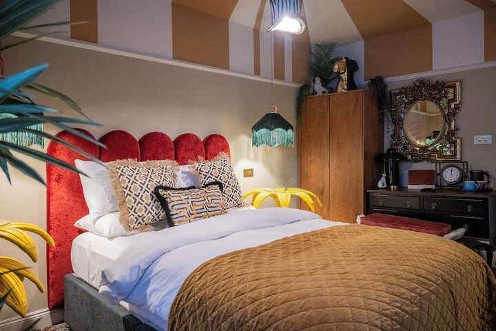 Room 10 of 39