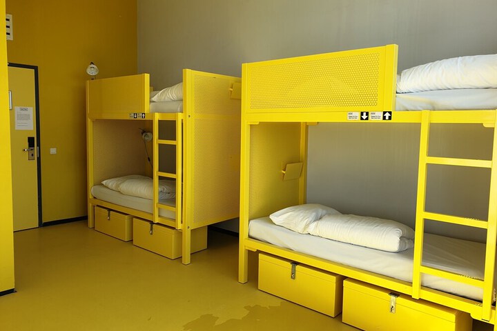 Room 22 of 53