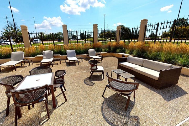 Terrace/Patio 40 of 42