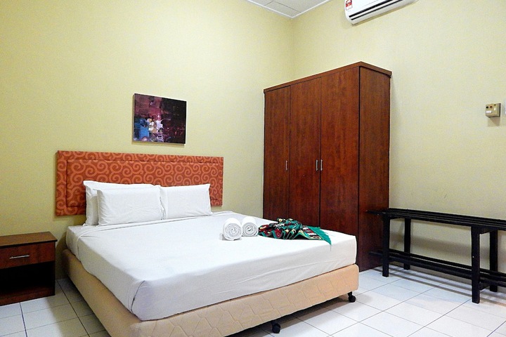 Room 9 of 91