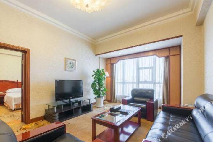 Wuhuan Hotel