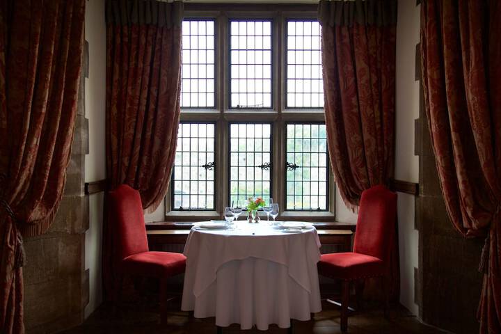 Dining 33 of 54
