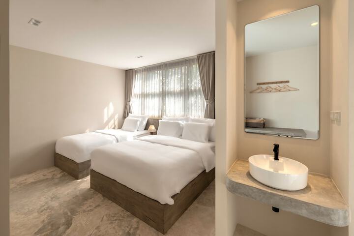 Room 19 of 41
