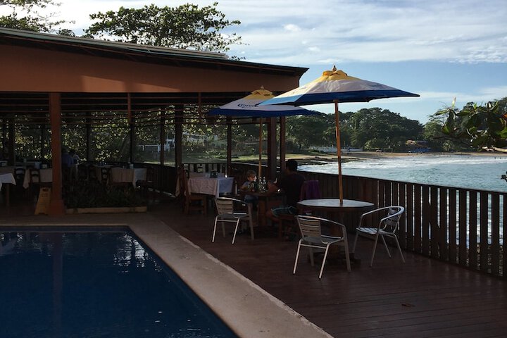 Hotel Pool