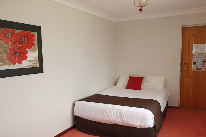 Room 10 of 52