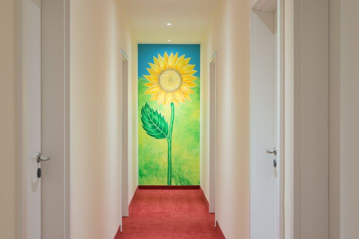 Ballroom/Hall 23 of 32