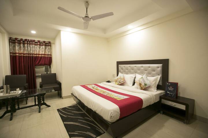 Room 2 of 13