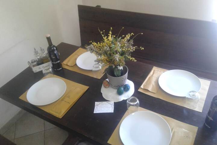 Dining 19 of 35