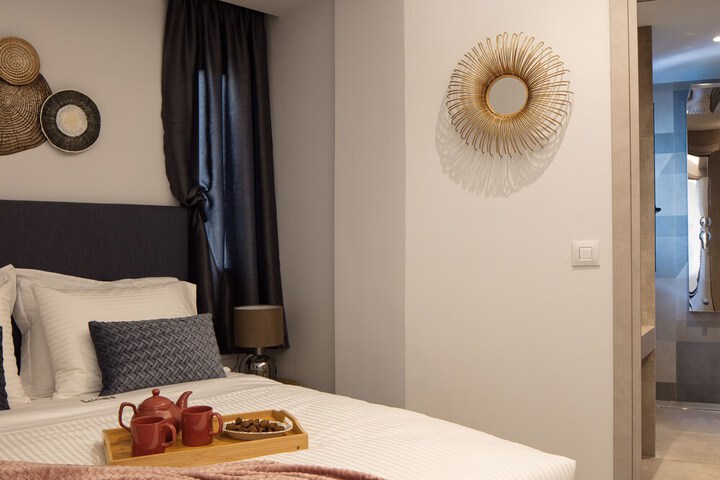 Room 33 of 88