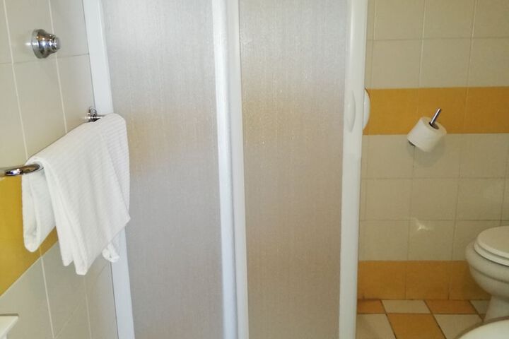 Room 29 of 48