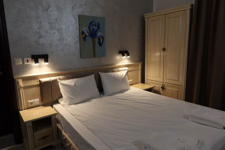 Room 34 of 99
