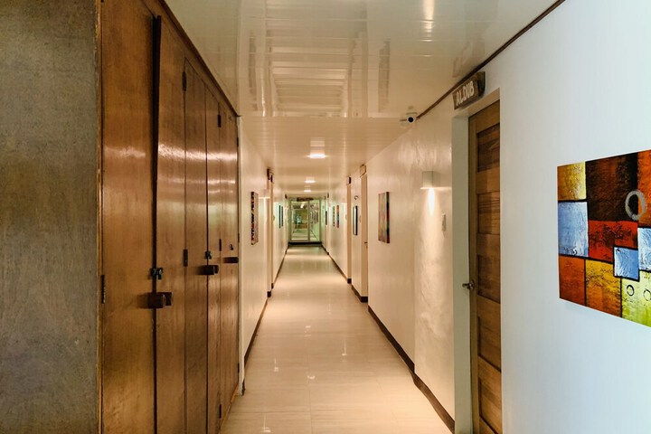 Ballroom/Hall 126 of 238