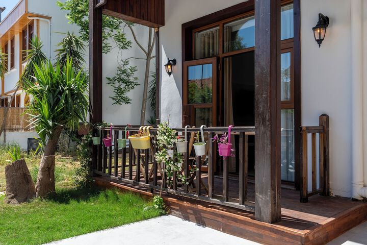 Terrace/Patio 79 of 130