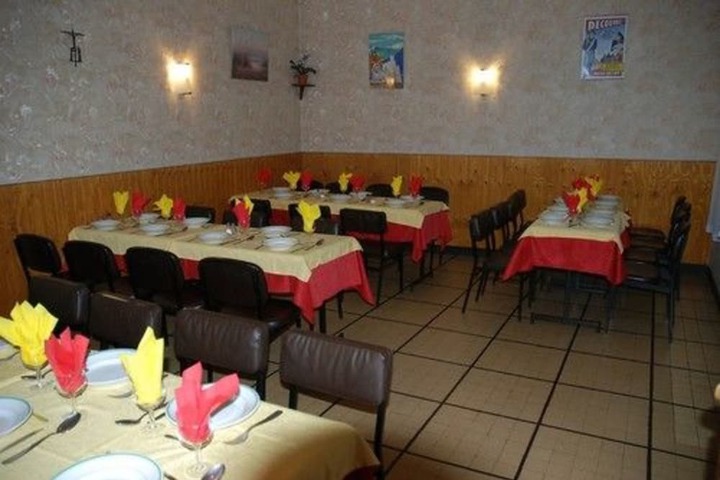 Dining Photos