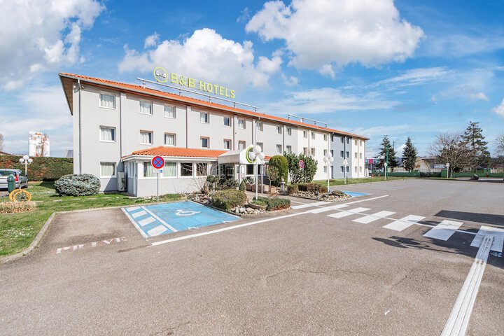 Hotel 24 of 24