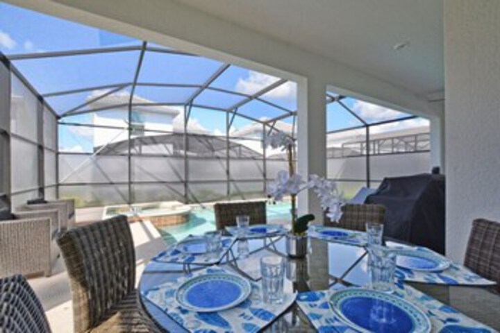 Terrace/Patio 5 of 209