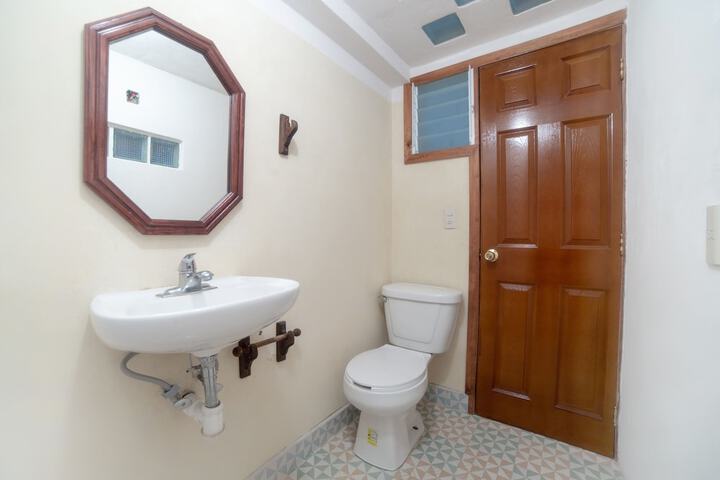 Room 99 of 172