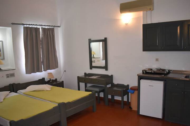 Room 14 of 39
