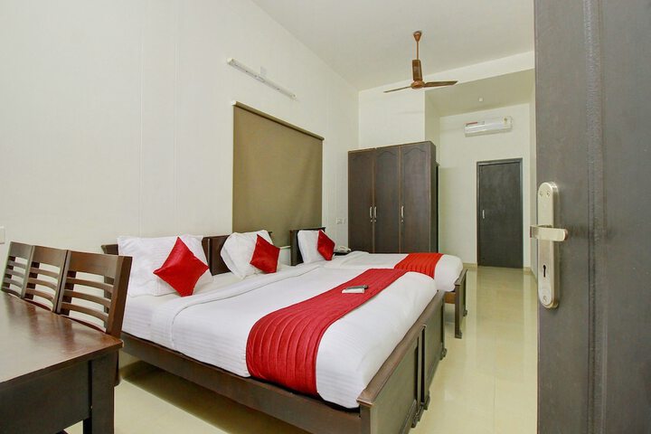 Room 15 of 19