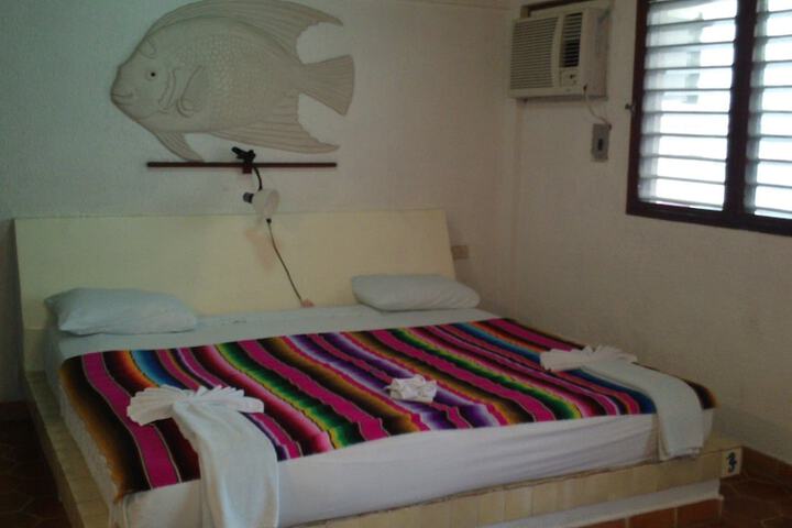 Room 12 of 64