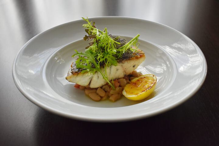 Dining 56 of 134